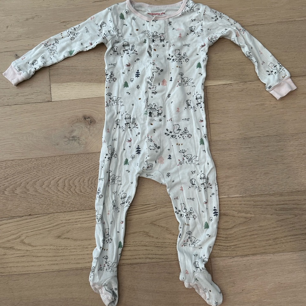 Magnetic Me Onesie Cotton Footies - Forest Print- 12-18 months. VGUC